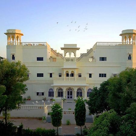 V Resorts Jhalamand Garh Jodhpur Джодхпур Экстерьер фото