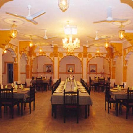 V Resorts Jhalamand Garh Jodhpur Джодхпур Экстерьер фото