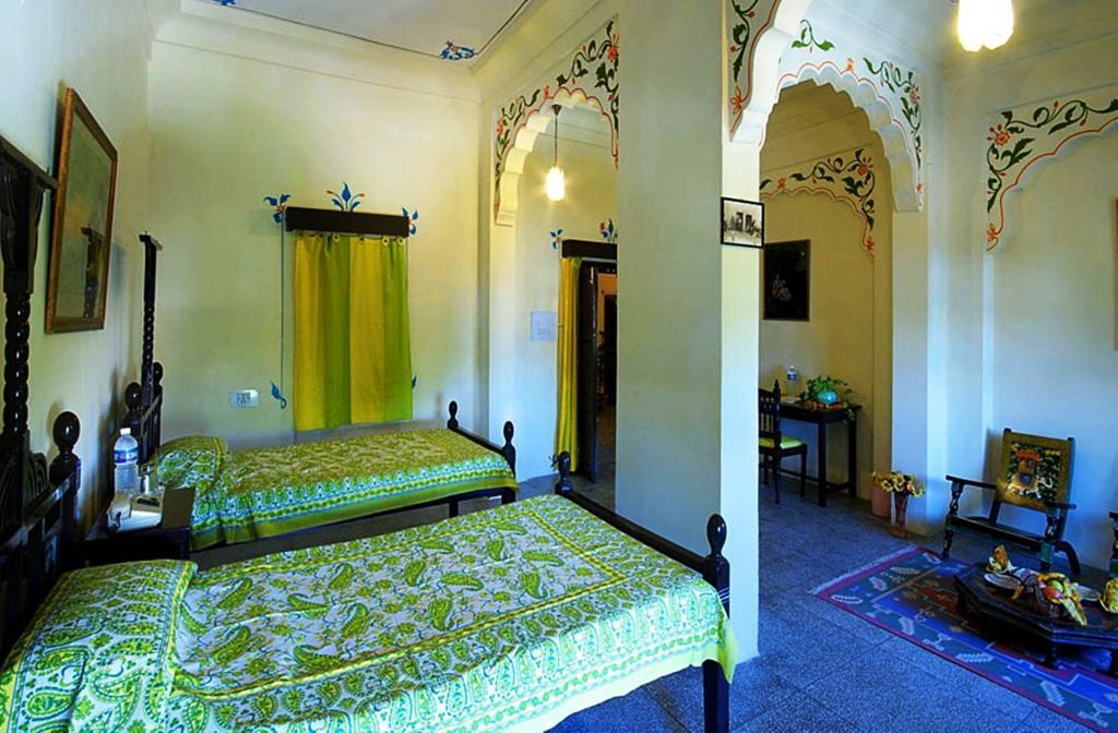 V Resorts Jhalamand Garh Jodhpur Джодхпур Номер фото