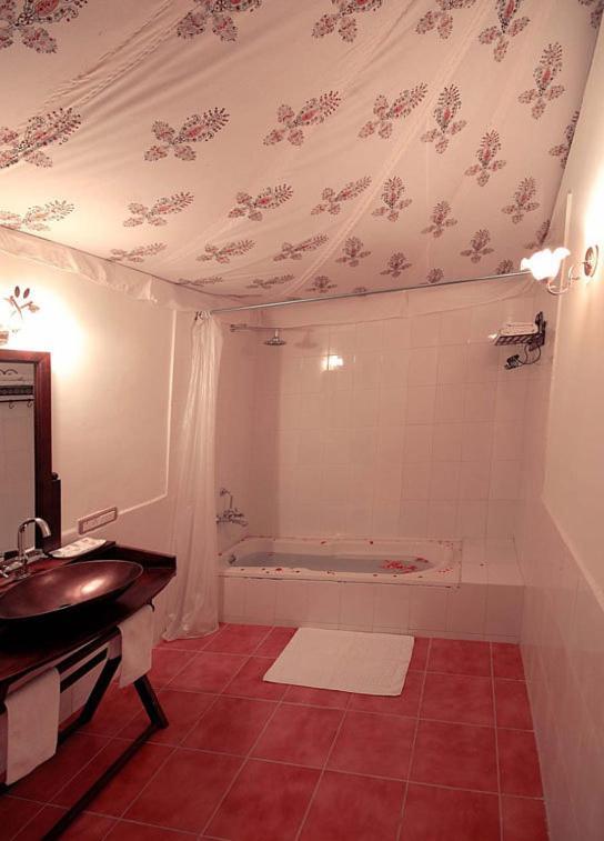V Resorts Jhalamand Garh Jodhpur Джодхпур Номер фото