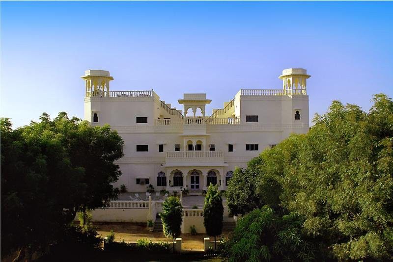 V Resorts Jhalamand Garh Jodhpur Джодхпур Экстерьер фото